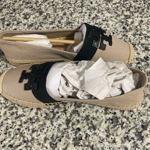 Tory Burch flats size 7.5. Natural-Black Weston Espadrille Canvas Calf Leather.